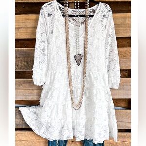 XL Angel Heart Boutique Lace Tiered V-Neck Women's Top - Dress
NWT